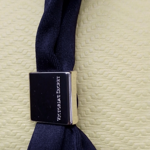 Victoria's Secret Swimsuit - Picture 7 of 13